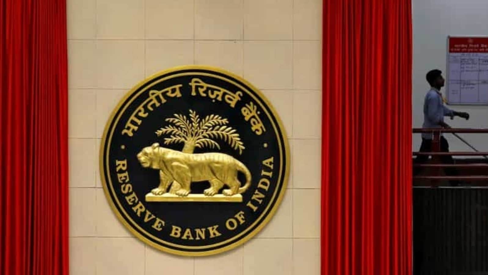 RBI report finds 600 illegal loan apps operating in India (GS: 3 Economy)