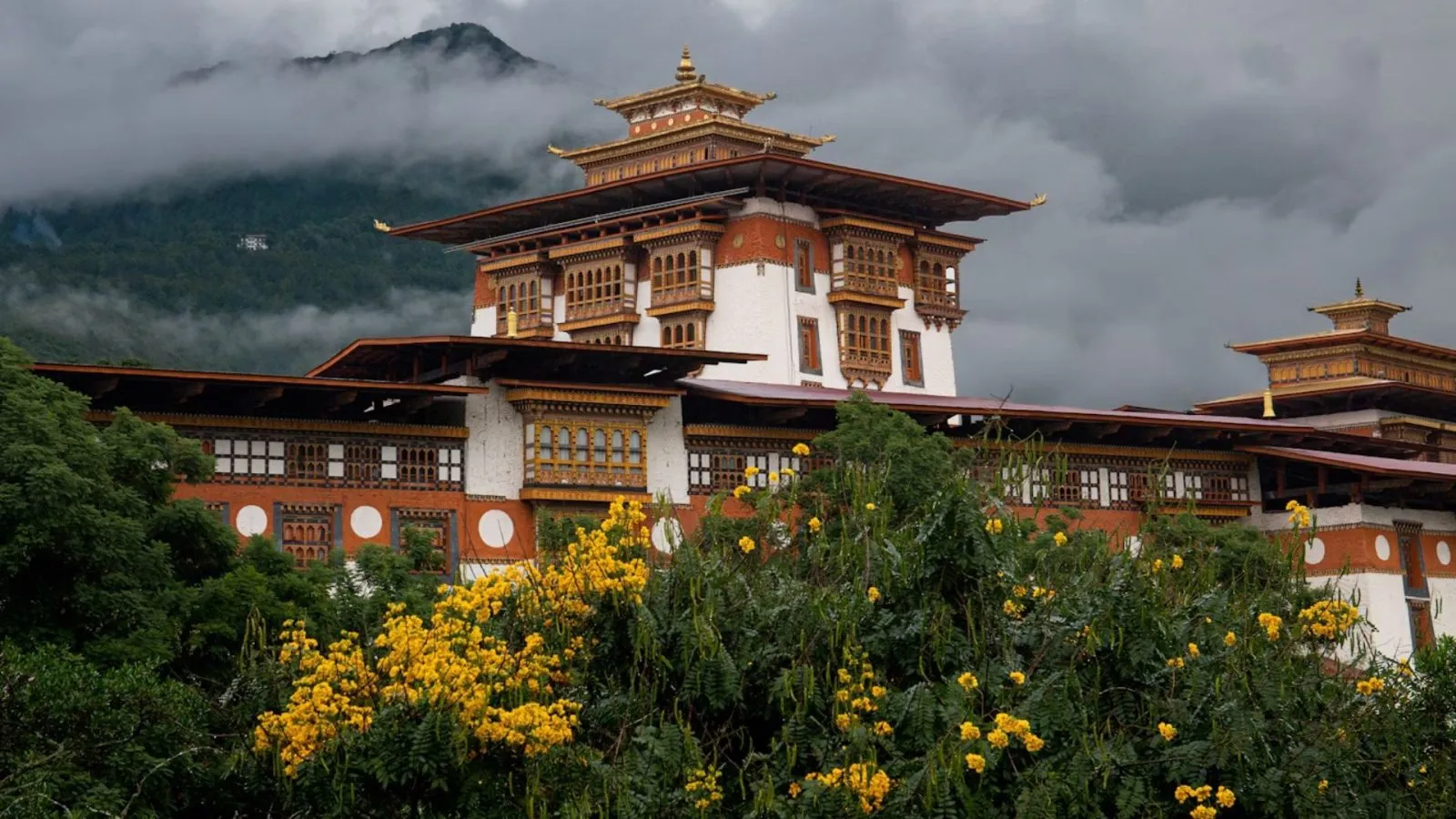 img-Bhutan- First Country to Use Crypto for Tourism