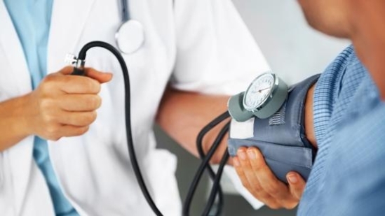 img-Crosspathy in India: Bridging Healthcare Gaps or Compromising Medical Ethics?