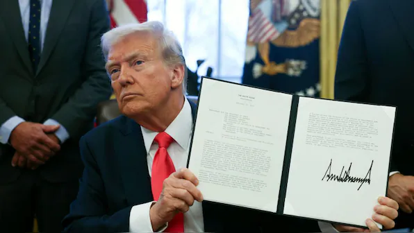 img-'Gold Card' Visas for US Citizenship