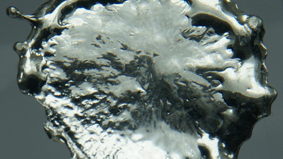 img-Scientists Make Strange 2d Metals Sought for Future Technologies